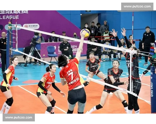 上海队 6-0 横扫北京,六战全胜摘金十五运会五人制女足 上海队 6-0 横扫北京,六战全胜摘金十五运会五人制女足