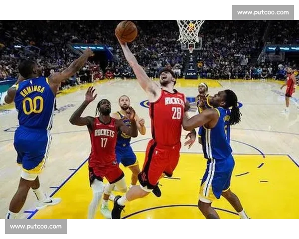 火箭队与勇士队巅峰对决新赛季战术碰撞与明星较量前瞻看点全解读 火箭队与勇士队巅峰对决新赛季战术碰撞与明星较量前瞻看点全解读