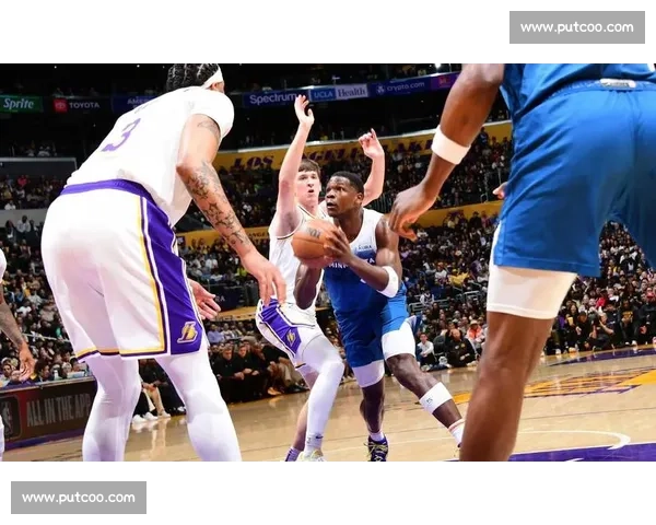 湖人对阵热火总决赛G1比分揭晓詹眉合力奠定胜局走势解析关键因素